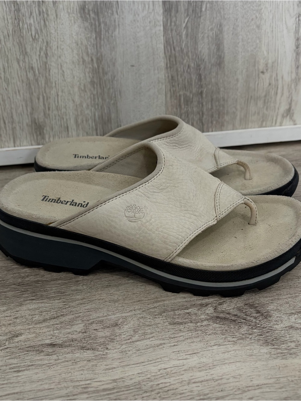 Timberland white leather thong platform sandals lug soles Womens 8